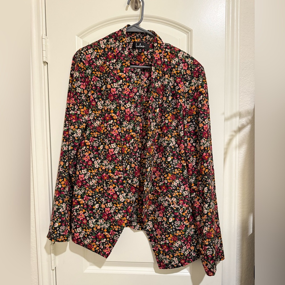 Floral Lightweight Lulu’s Blazer